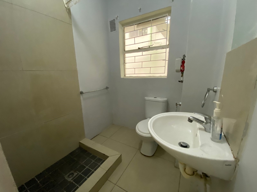 To Let 1 Bedroom Property for Rent in Cape Town City Centre Western Cape